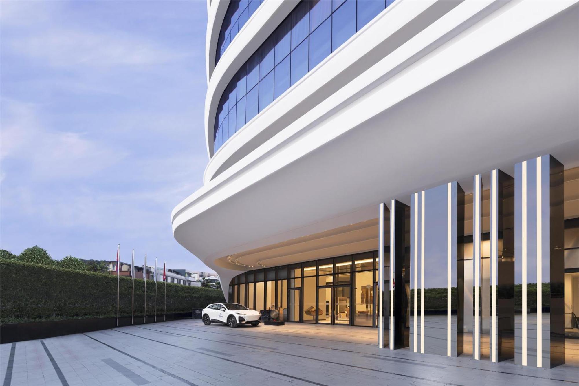 Hilton Kathmandu Hotel Exterior foto
